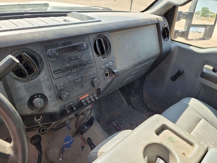 2011-ford-f350-image-10