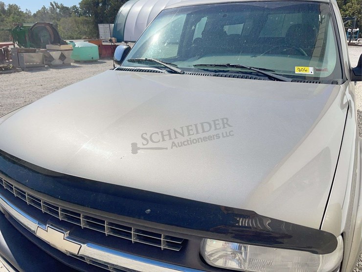 2000-chevrolet-2500-image-11