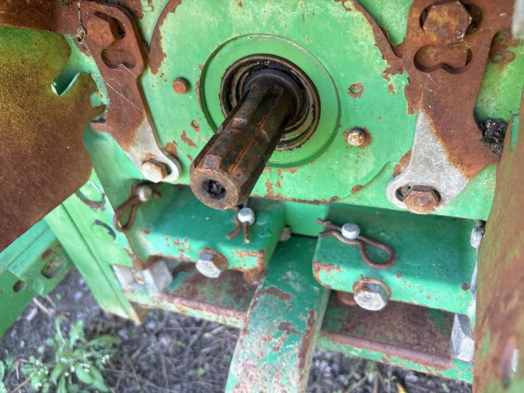 #115-•-john-deere-tractor-with-side-cutter-image-11