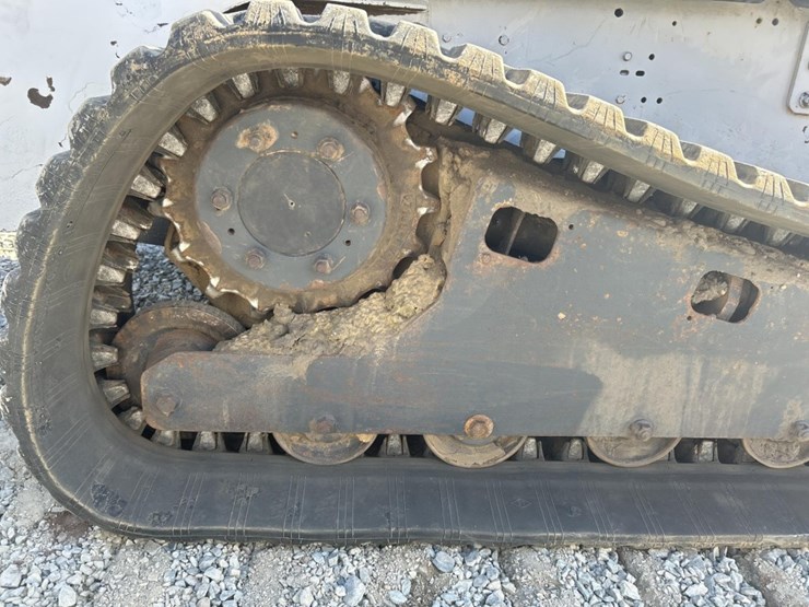 bobcat-t200-image-55