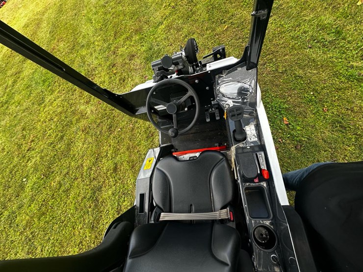 2024-bobcat-l28-image-11