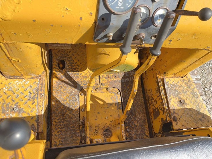 john-deere-450-image-36