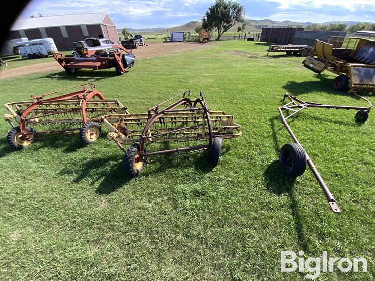 new-holland-12'-rakes-image-6