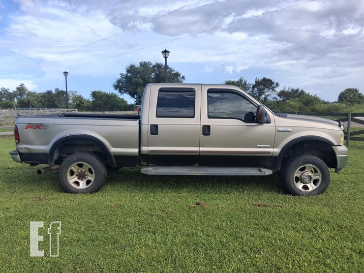 2007-ford-f250-lariat-image-1