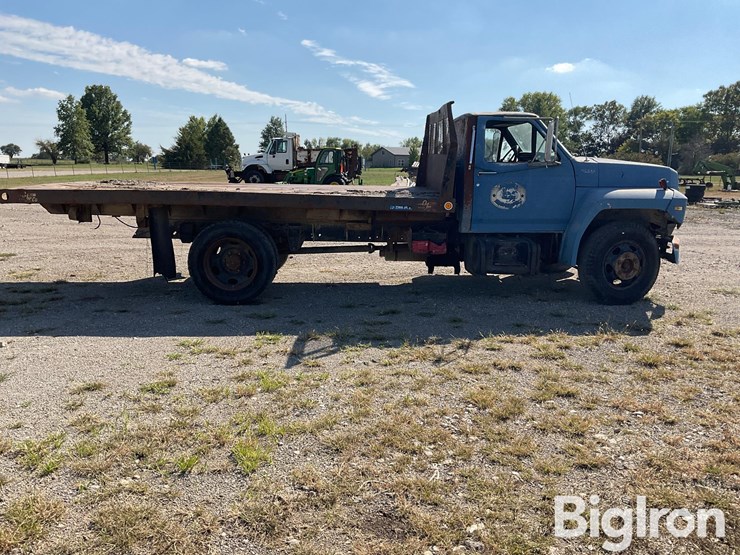 1990-ford-f600-image-8