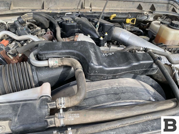 2015-ford-f350-image-33