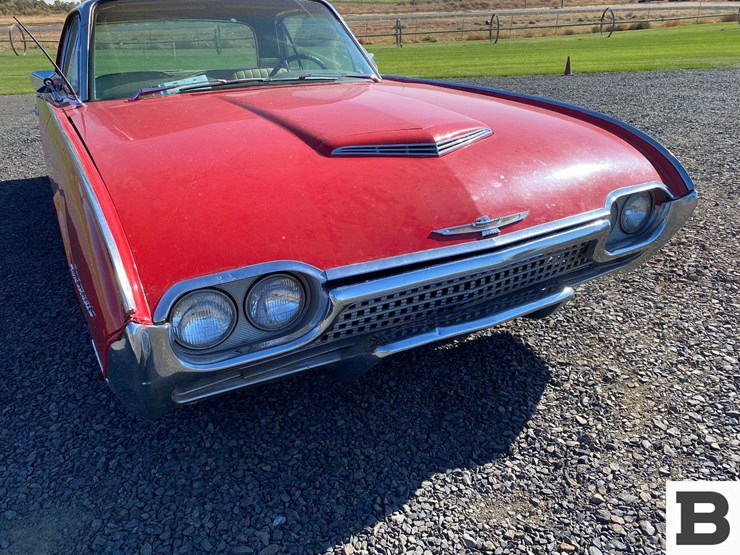 1962-ford-thunderbird-coupe-image-7
