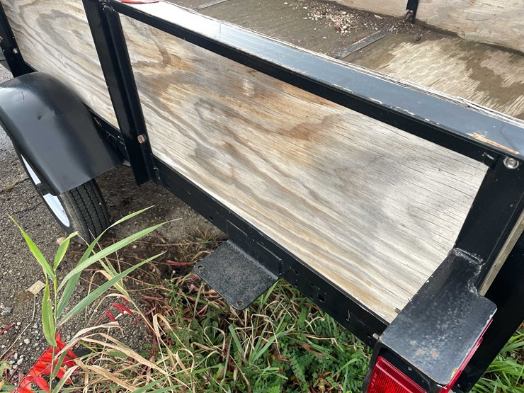 #1384-•-trailer-(no-title)-(of)-image-24