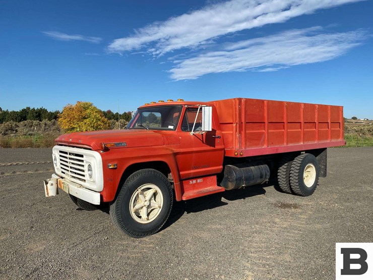 1968-ford-f750-image-1