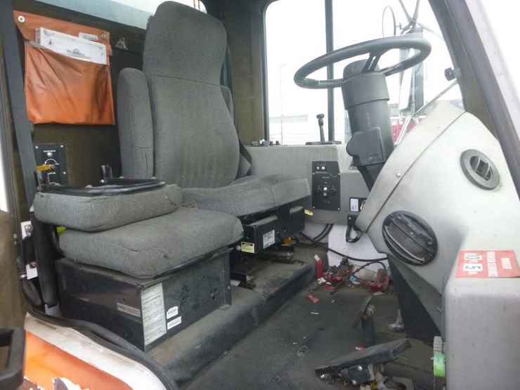 2013-global-m4-sweeper-image-11