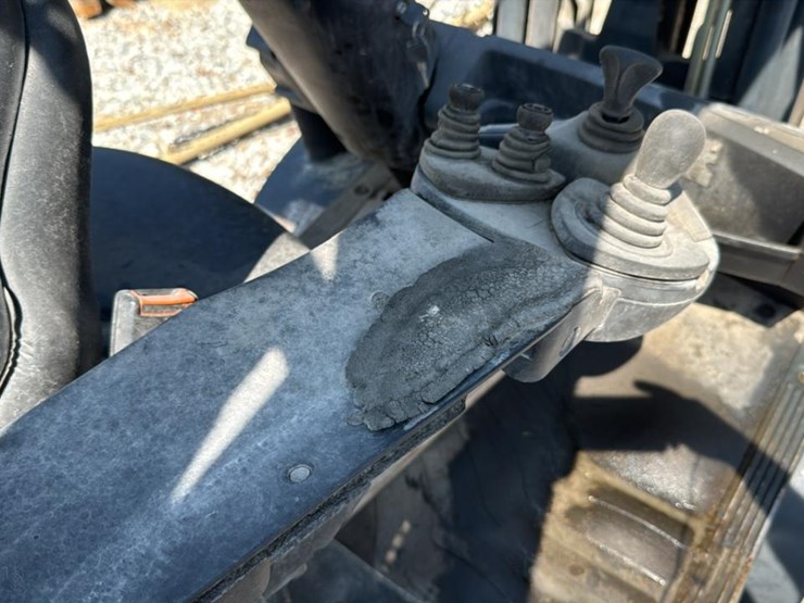 #1355-•-linde-h35-forklift-image-16