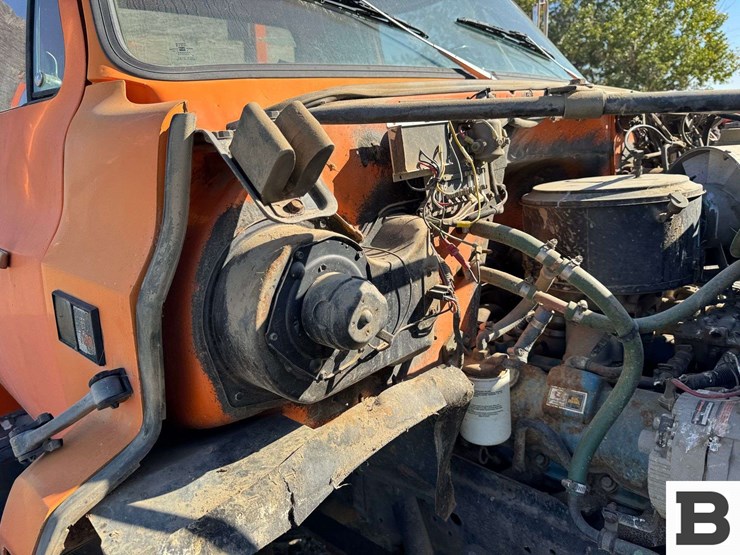 1988-gmc-7000-image-41