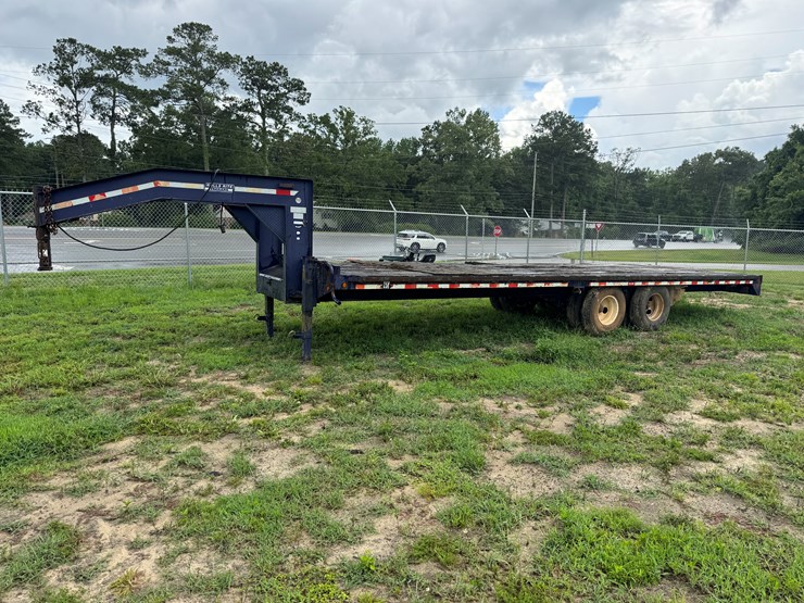 #22-•-#120a-•-rolls-rite-dual-axle-gooseneck-trailer-image-1