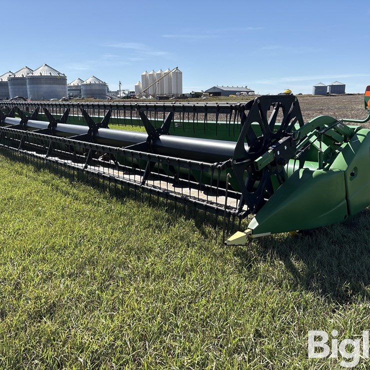 2010 JOHN DEERE 630F