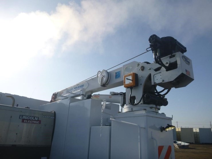 2011-international-durastar-4300-image-11