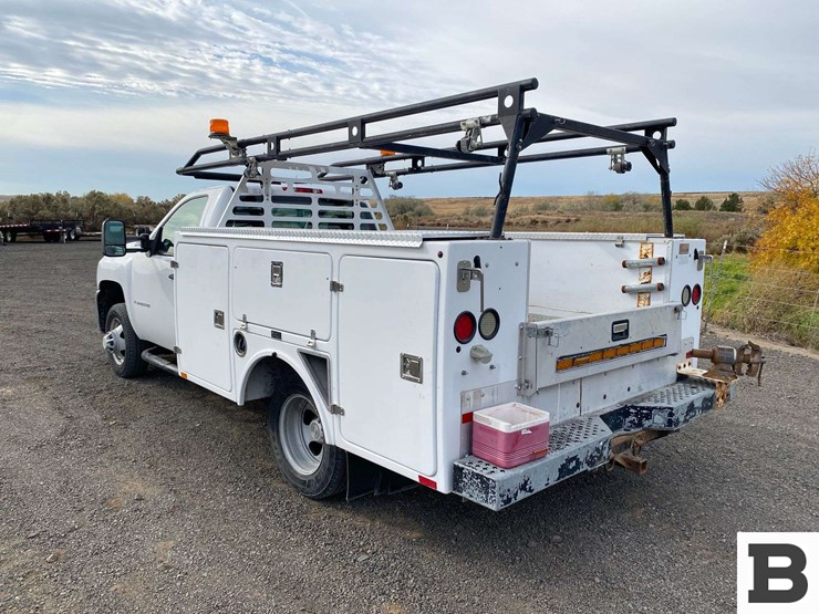 2009-chevrolet-silverado-3500-image-4