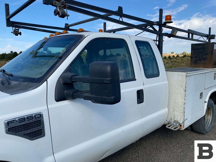 2008-ford-f350-image-13