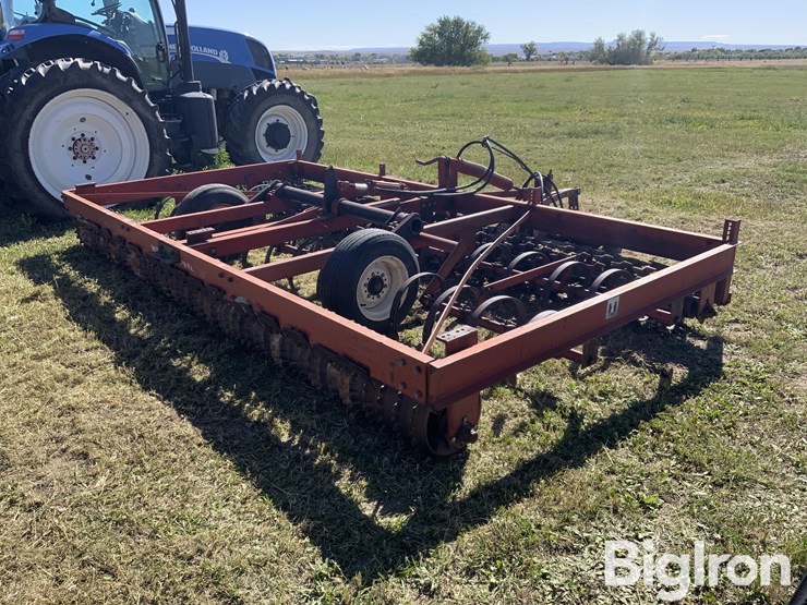 international-315-image-5