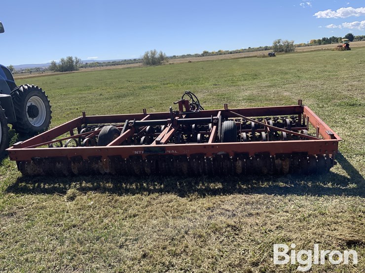 international-315-image-6