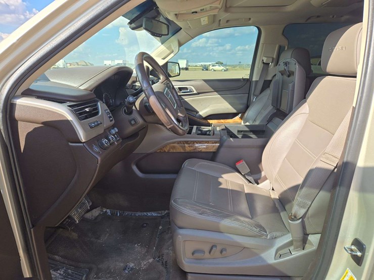 2015-gmc-yukon-denali-image-13