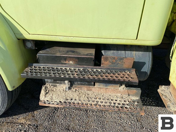 1995-international-4900-image-14