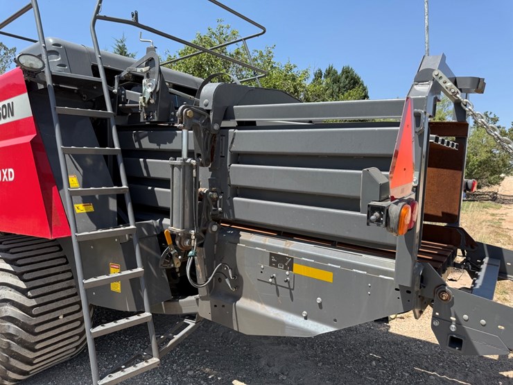 2022-massey-ferguson-2270xd-image-12