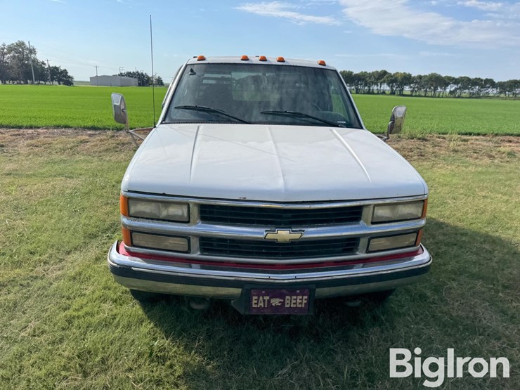 1996-chevrolet-3500-image-2