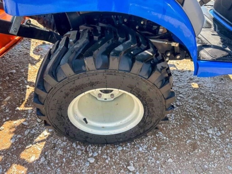 new-holland-255-image-12