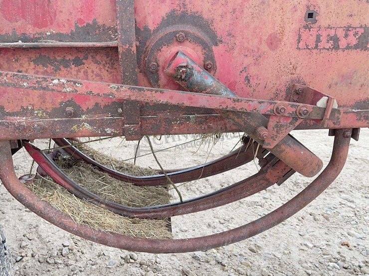 new-holland-67-image-15