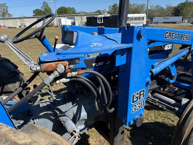 new-holland-4630-image-17