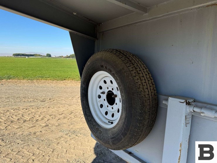 1991-american-trailers-&-saddle-gooseneck-horse-trailer-image-13