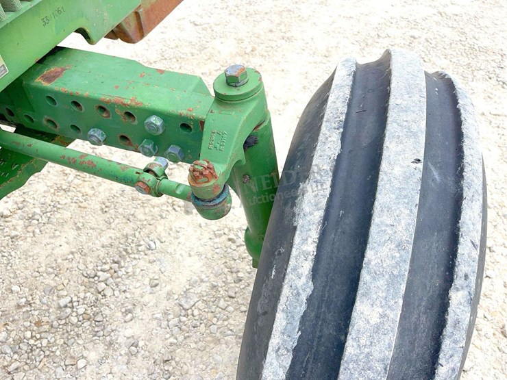 john-deere-2840-image-13