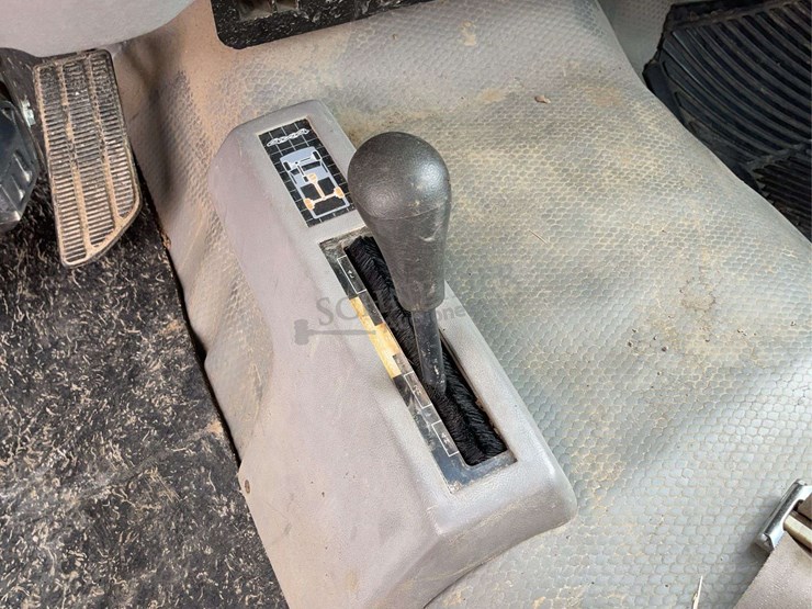 1999-chevrolet-2500-image-34