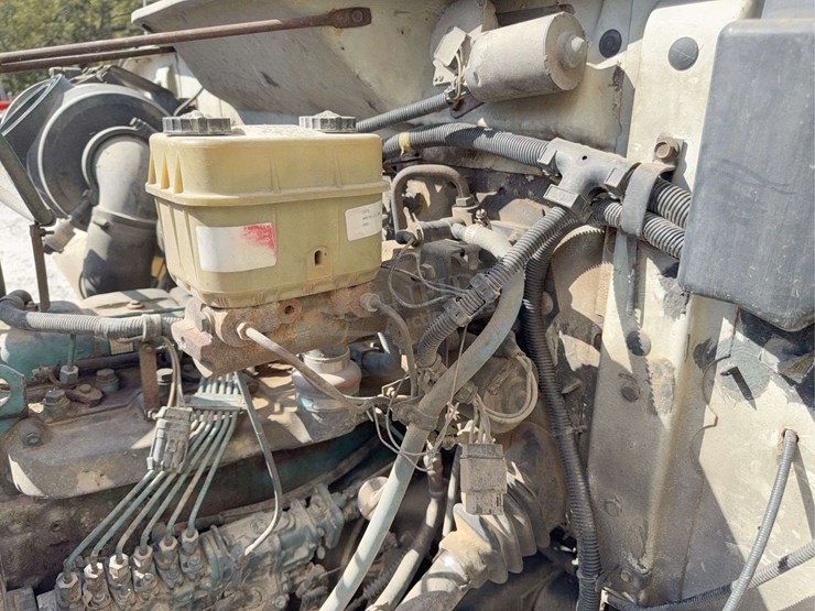 1991-international-4900-image-32