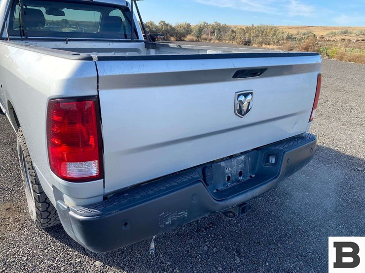 2018-ram-1500-pickup-image-15