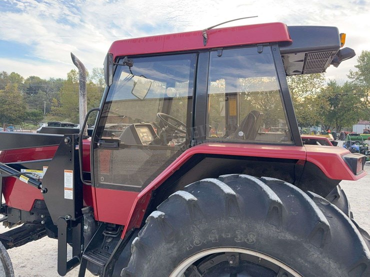 case-ih-5140-image-35