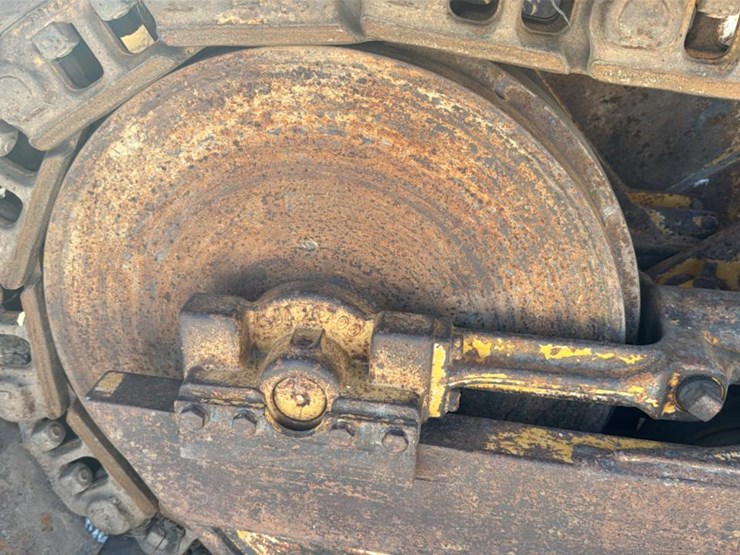 2015-deere-450j-lt-image-21