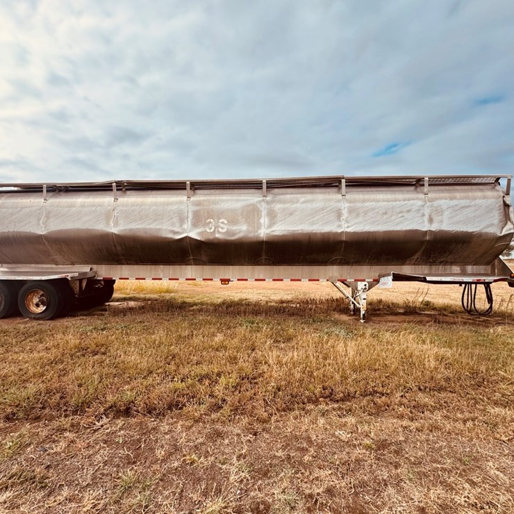LEDWELL FEED TRAILER