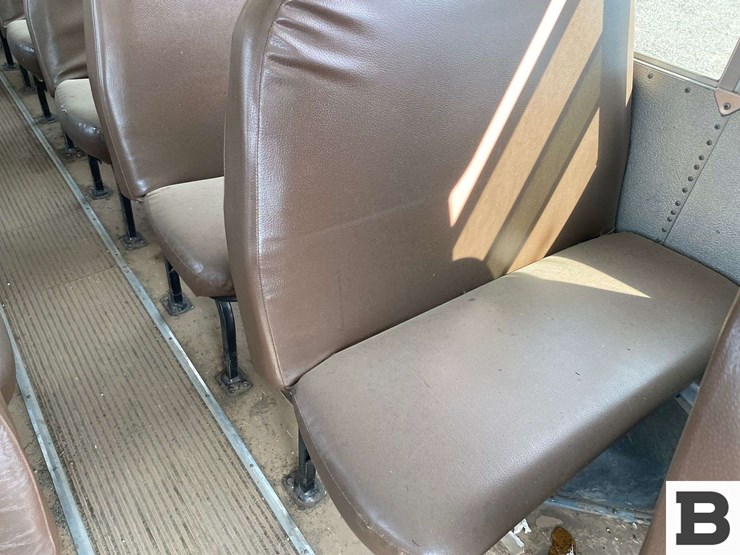 2006-bluebird-all-american-image-34