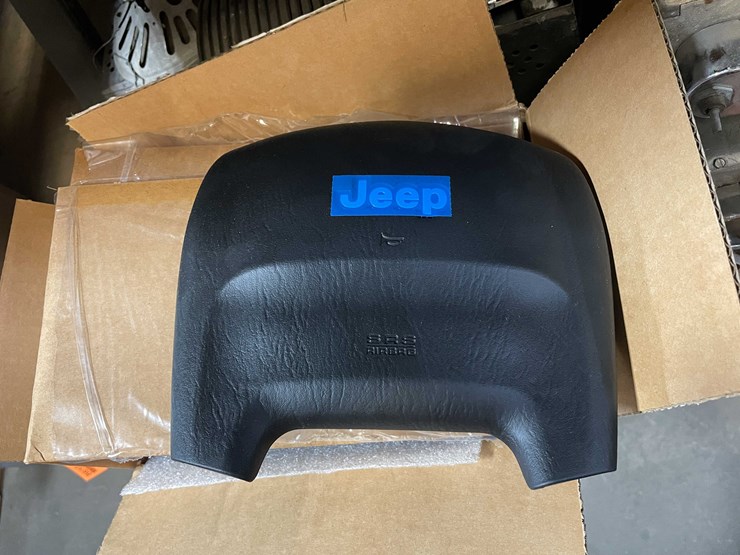 #8623-•-new-auto-parts-lot-(pr17)-image-2