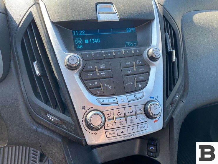 2014-chevrolet-equinox-image-24