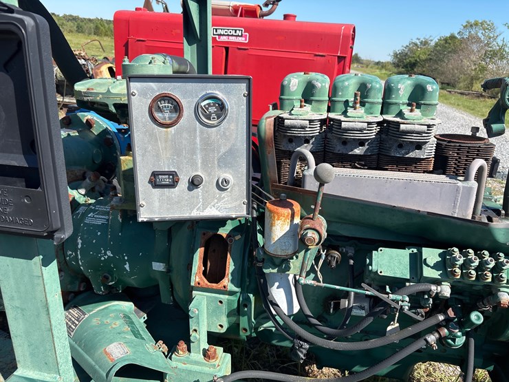 #116-•-trailer-mounted-water-pump-with-diesel-powered-engine-image-7