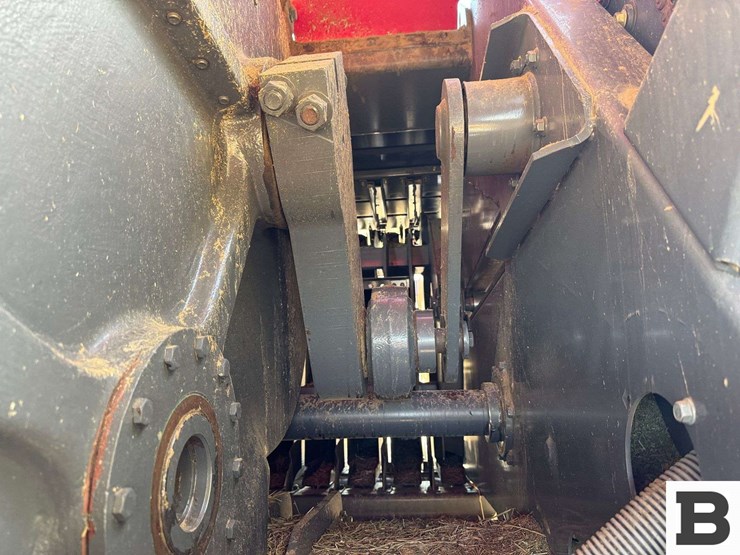 2012-massey-ferguson-2190-image-15