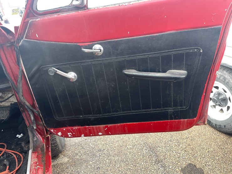 #1374-•-1976-chevrolet-luv-4x4-(has-wi-title)-(of)-image-98