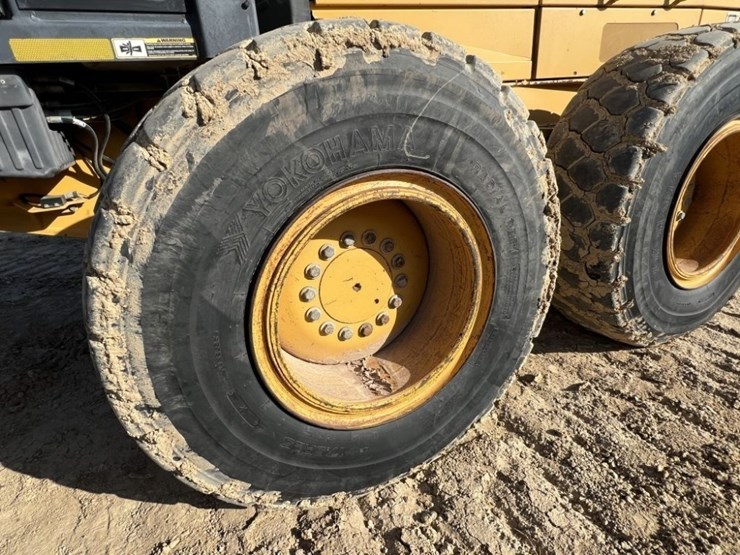 2011-deere-772gp-image-19