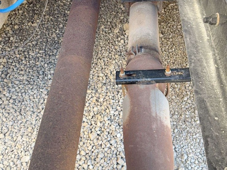 2017-peterbilt-579-image-41