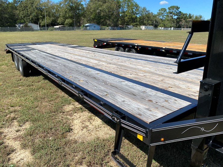 #35-•-#124-•-kearney-gooseneck-trailer-gvwr---23,900-lbs-image-2