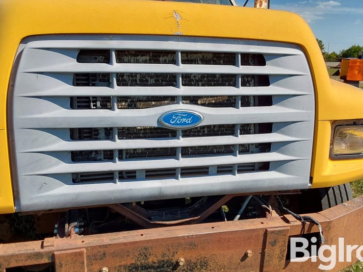 1997-ford-f800-image-11