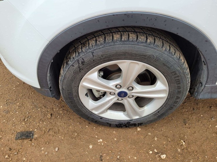 2014-ford-escape-se-image-14