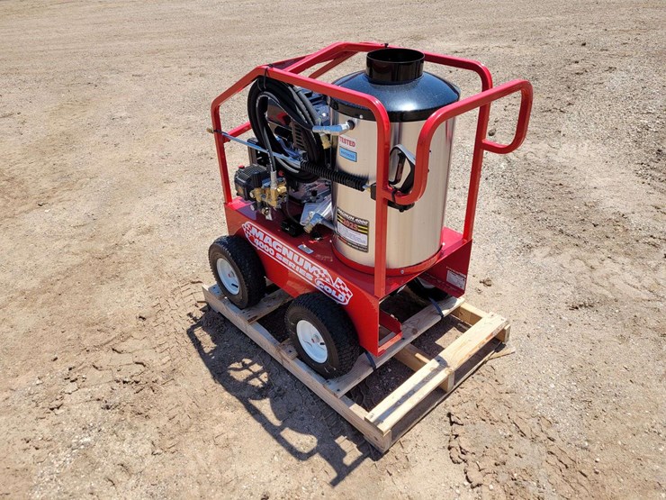 magnum-4000-series-gold-pressure-washer-image-4